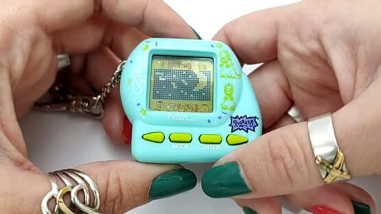 Screenshot Giga Pets: Rugrats Reptar