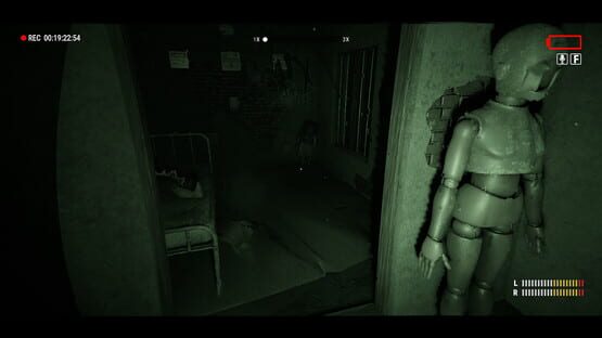 Screenshot Where Dolls Hang
